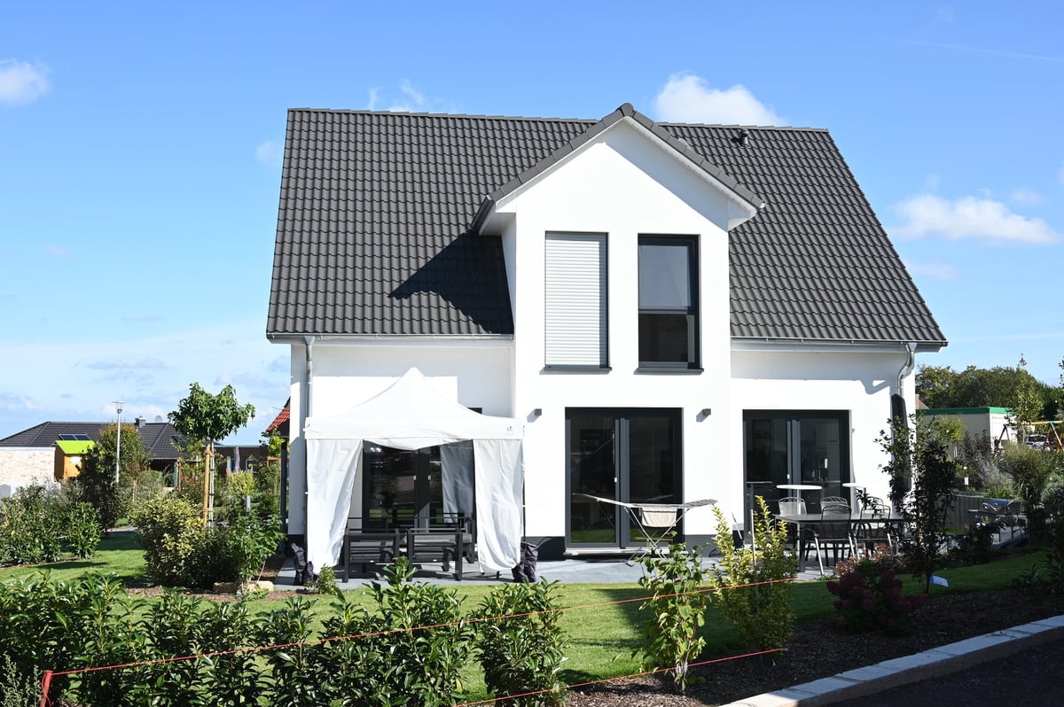 Bright single-family rental property used for DSCR loan investor education